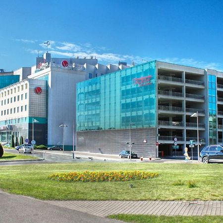 Victoria Hotel & Business Centre Minsk Bagian luar foto