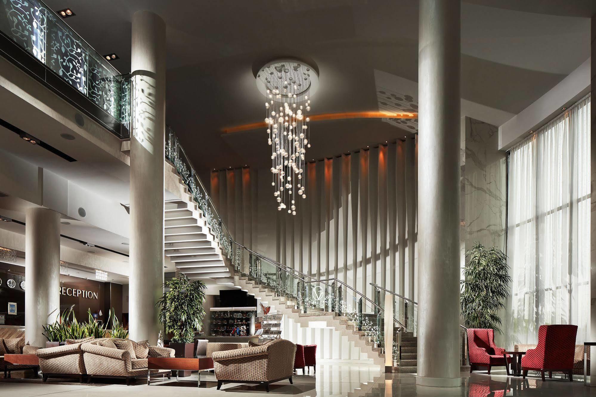 Victoria Hotel & Business Centre Minsk Bagian luar foto