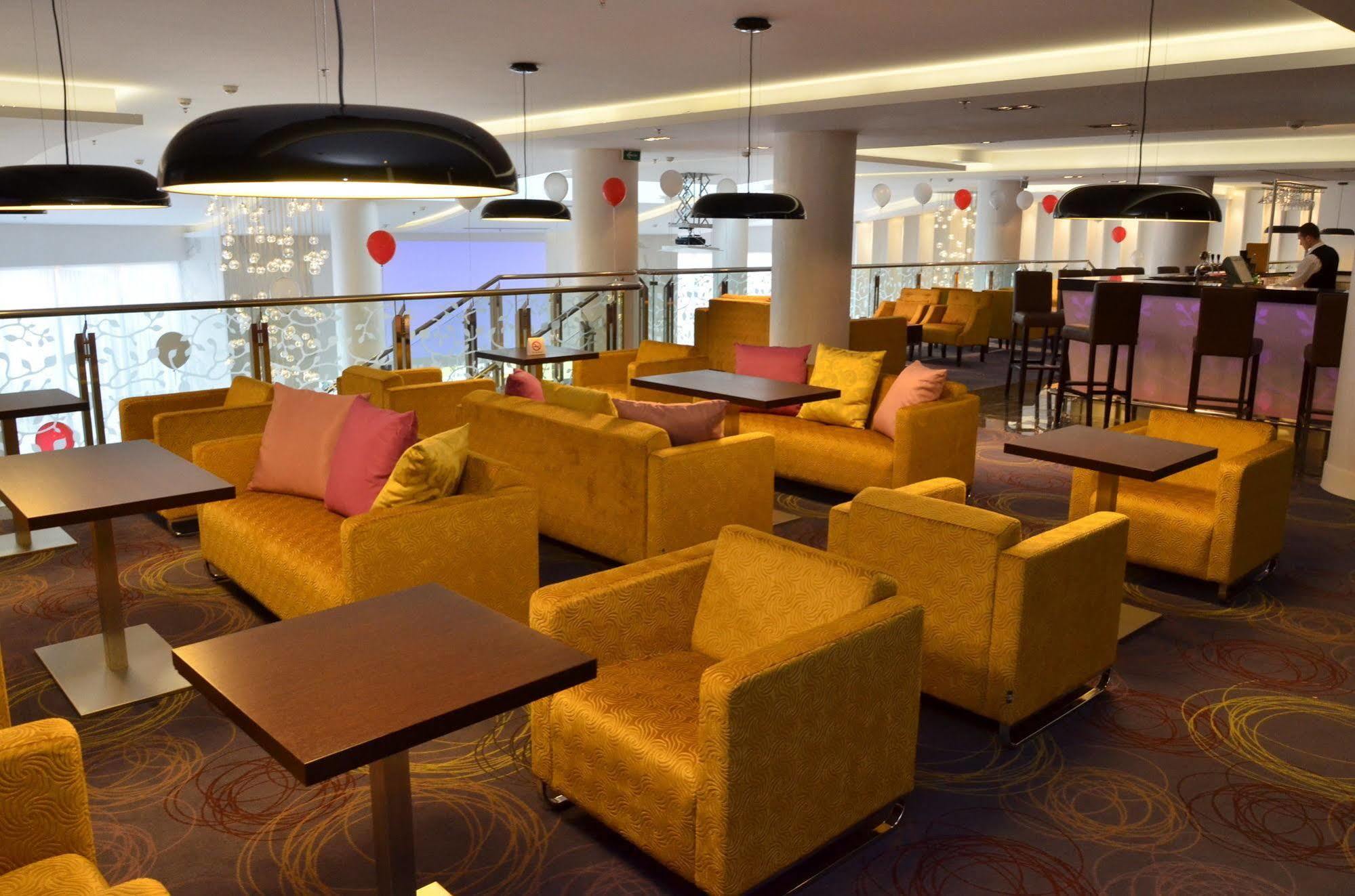 Victoria Hotel & Business Centre Minsk Bagian luar foto