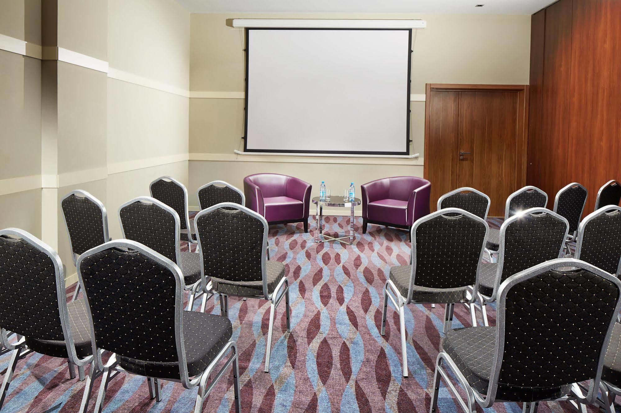 Victoria Hotel & Business Centre Minsk Bagian luar foto